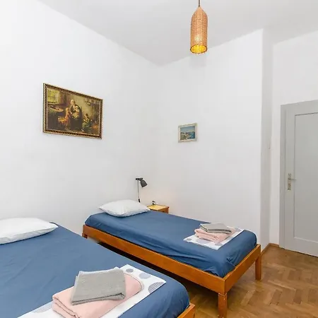 House Oases In Center Tatil Evi