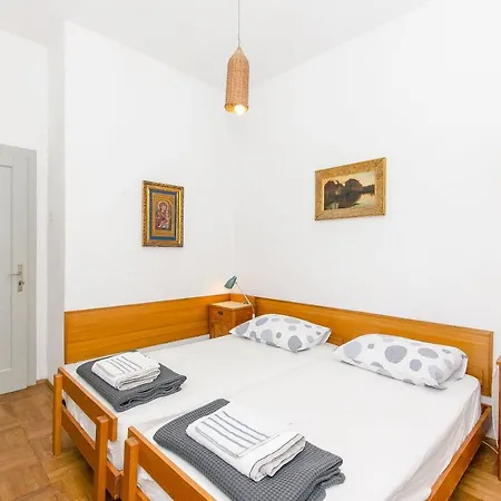 House Oases In Center Tatil Evi Hvar Town